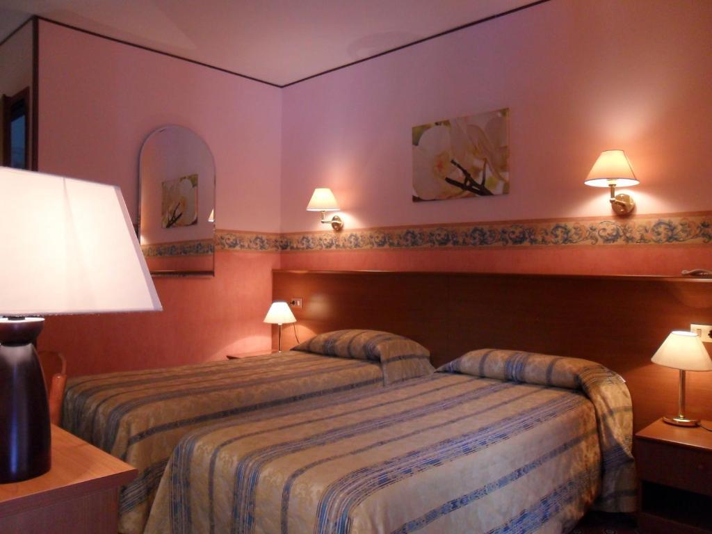 Hotel Natisone San Pietro al Natisone Kamer foto